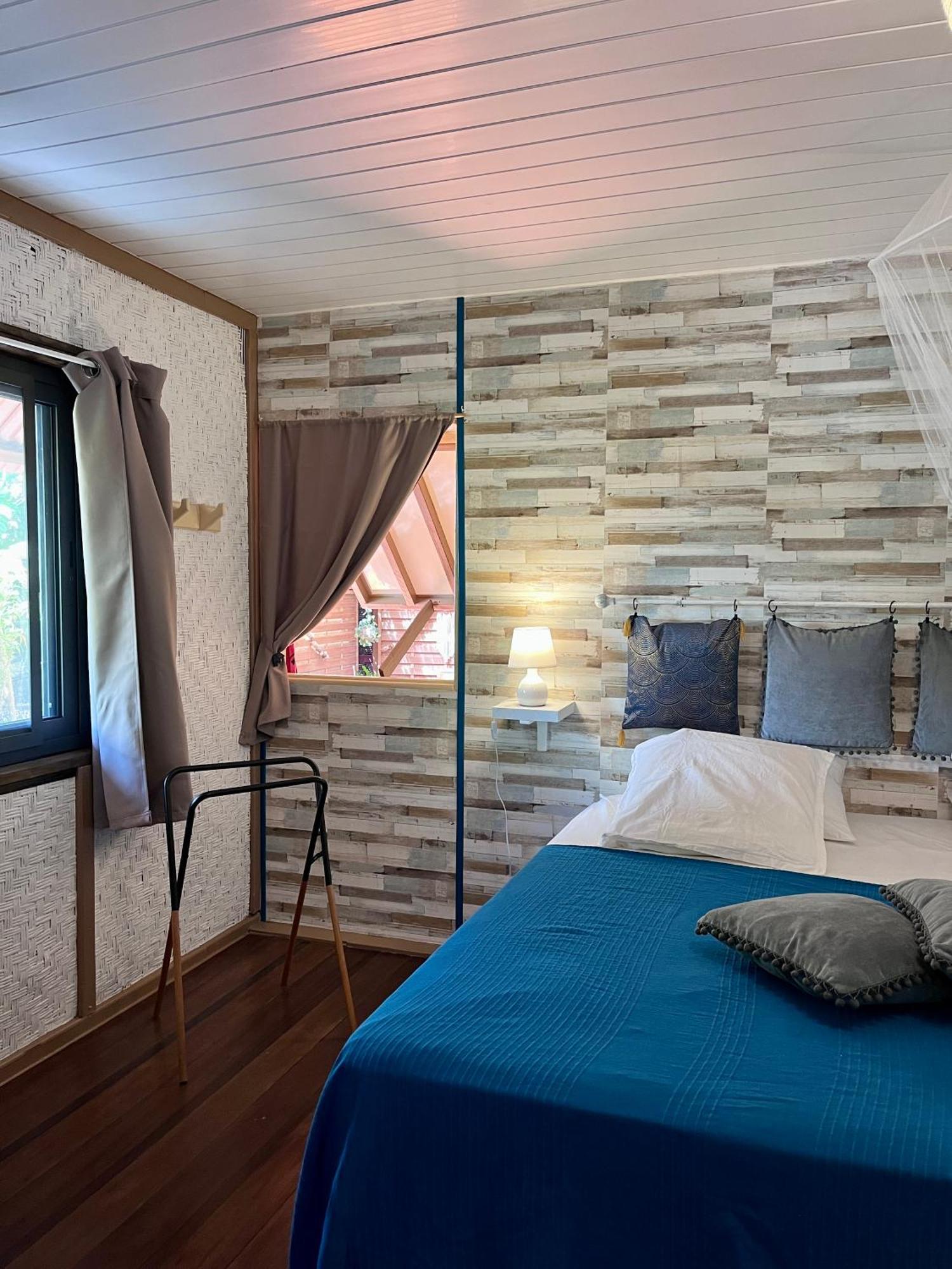 Faaora Lodge, Little Paradise Haapiti ภายนอก รูปภาพ