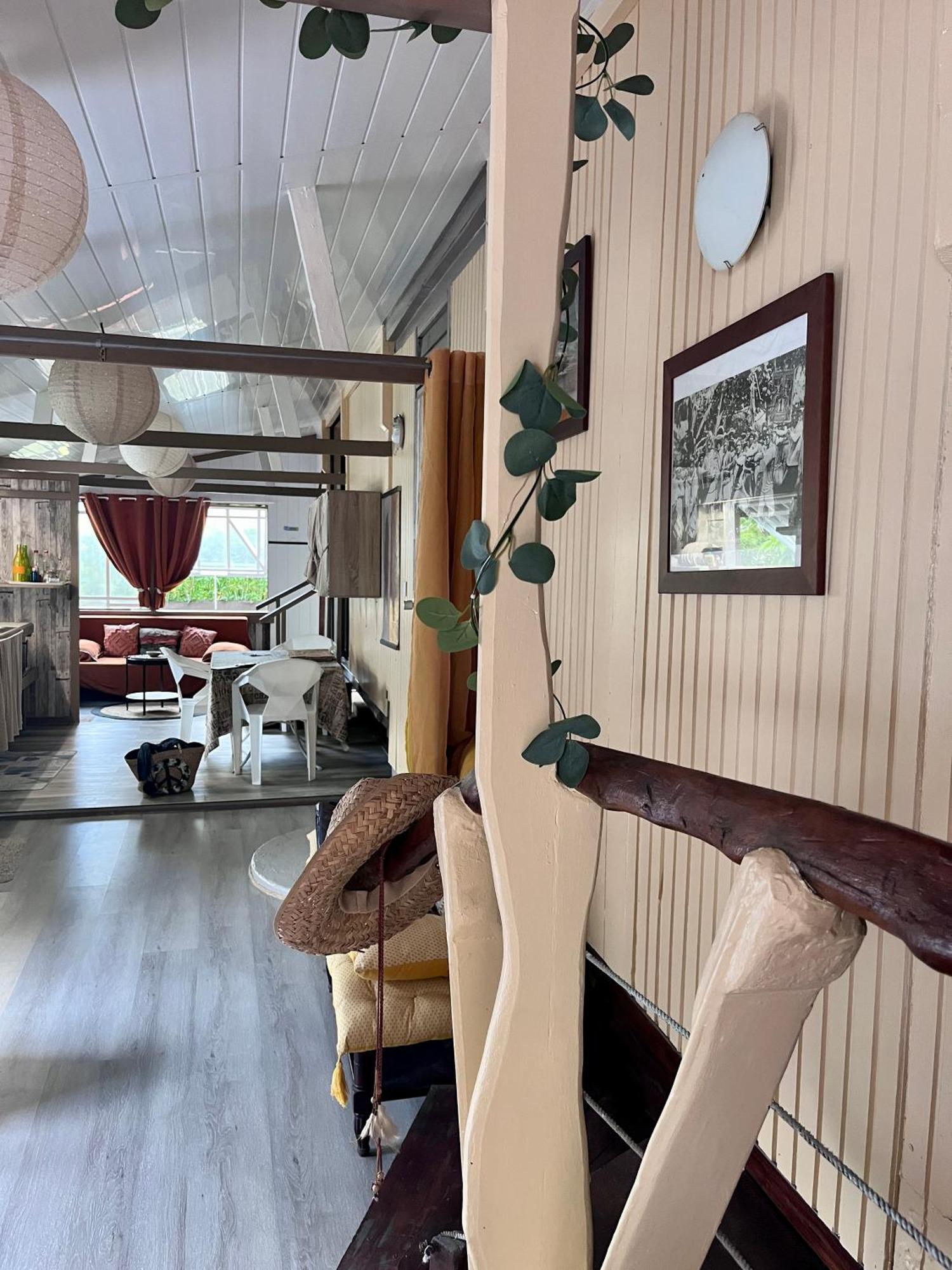 Faaora Lodge, Little Paradise Haapiti ภายนอก รูปภาพ